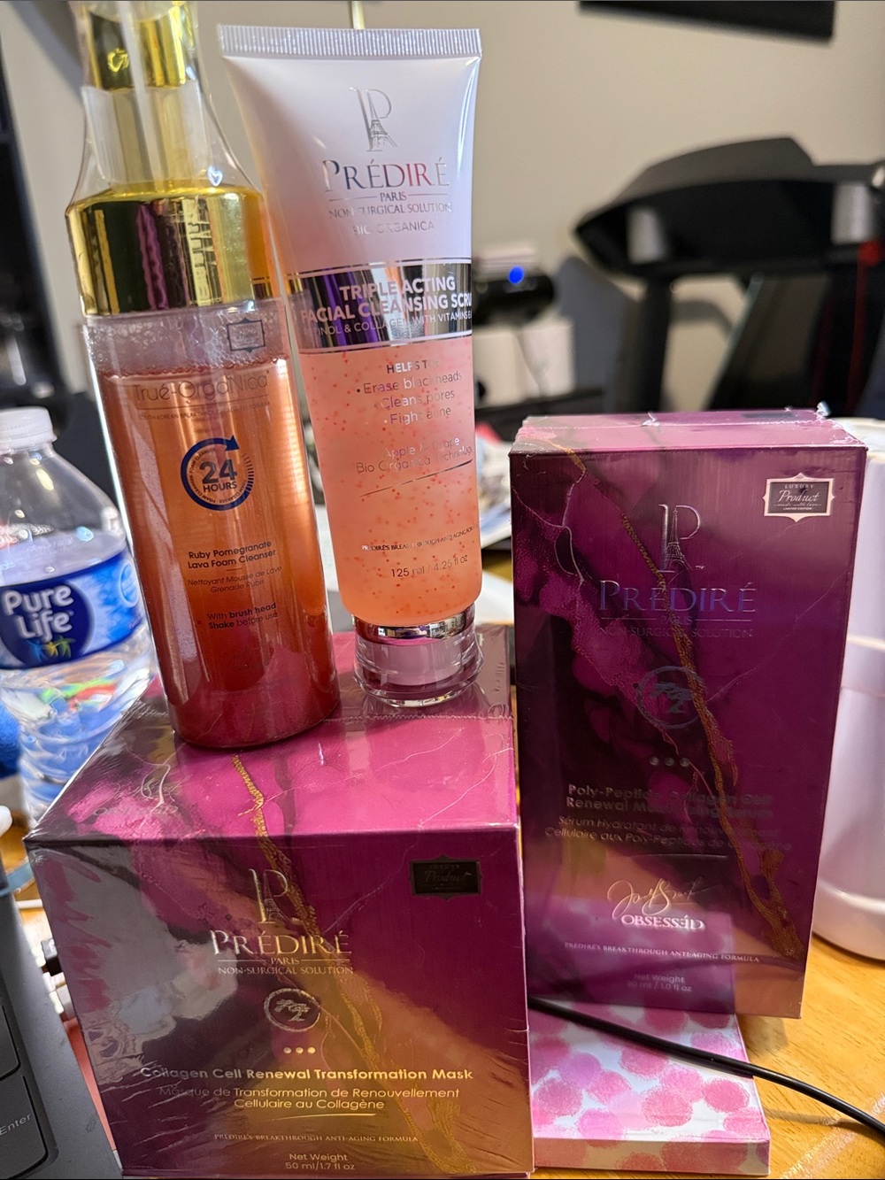 Prédiré Paris Triple-Acting Facial Cleanser & Exfoliant in Pink/Peach